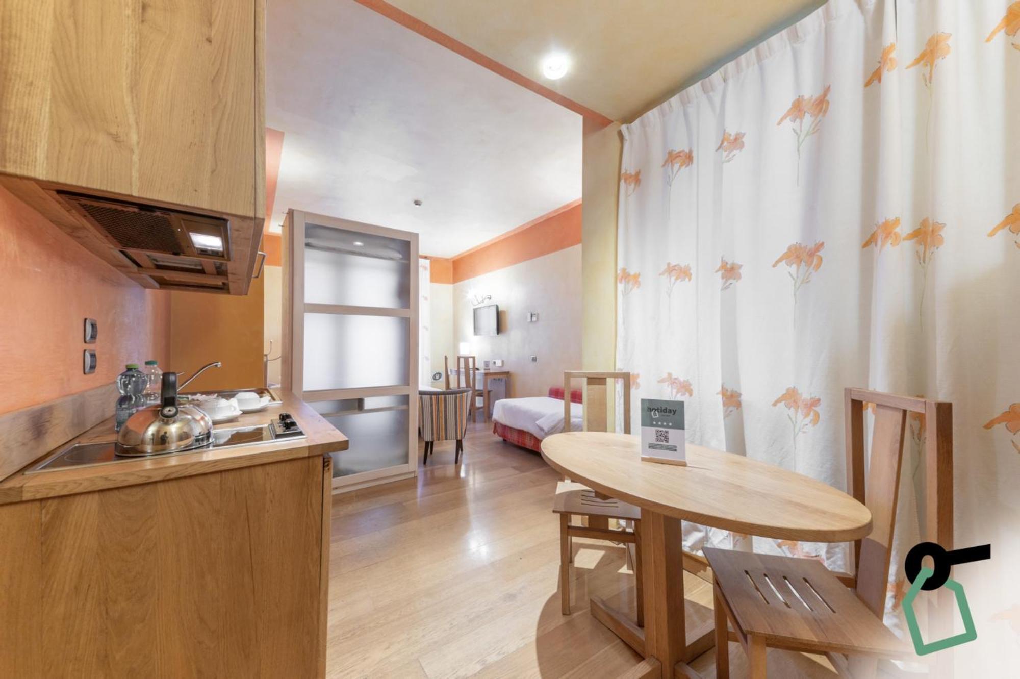 Hotiday Discovery - Residence Verona Exterior photo