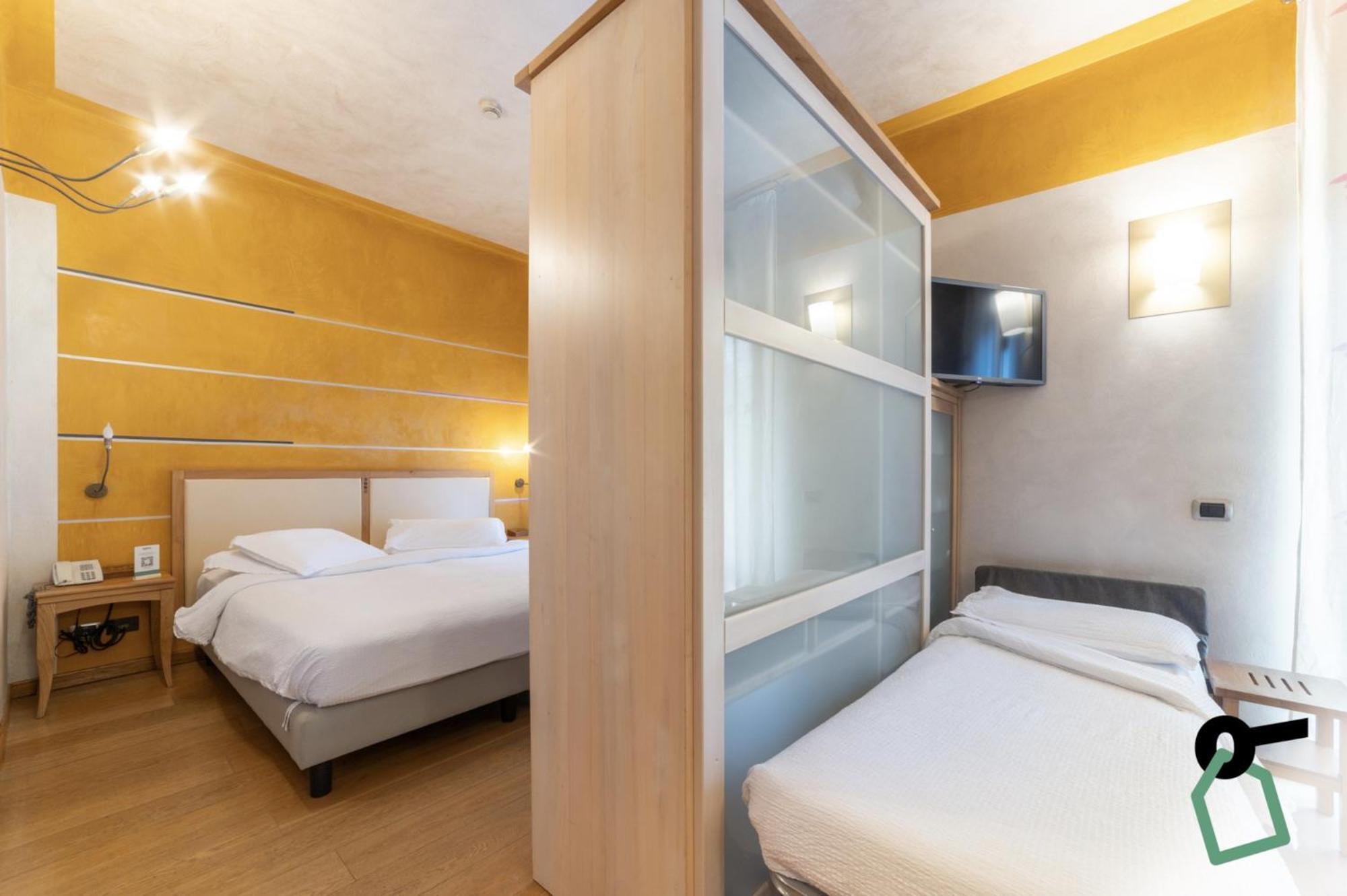 Hotiday Discovery - Residence Verona Exterior photo